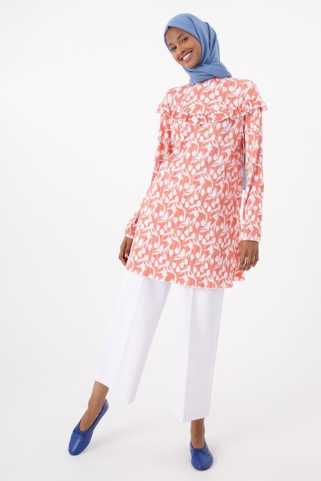 Salmon-White Printed Patterned Tunic with Frilled Robe