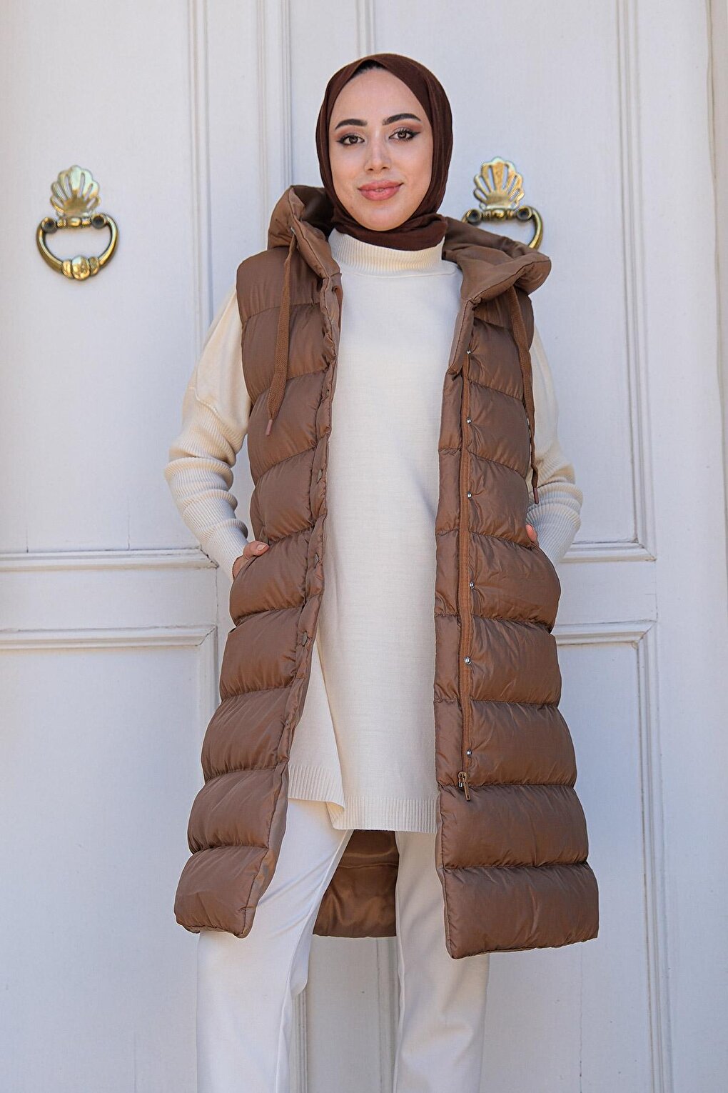 Women's Hooded Long Puffer Vest Brown