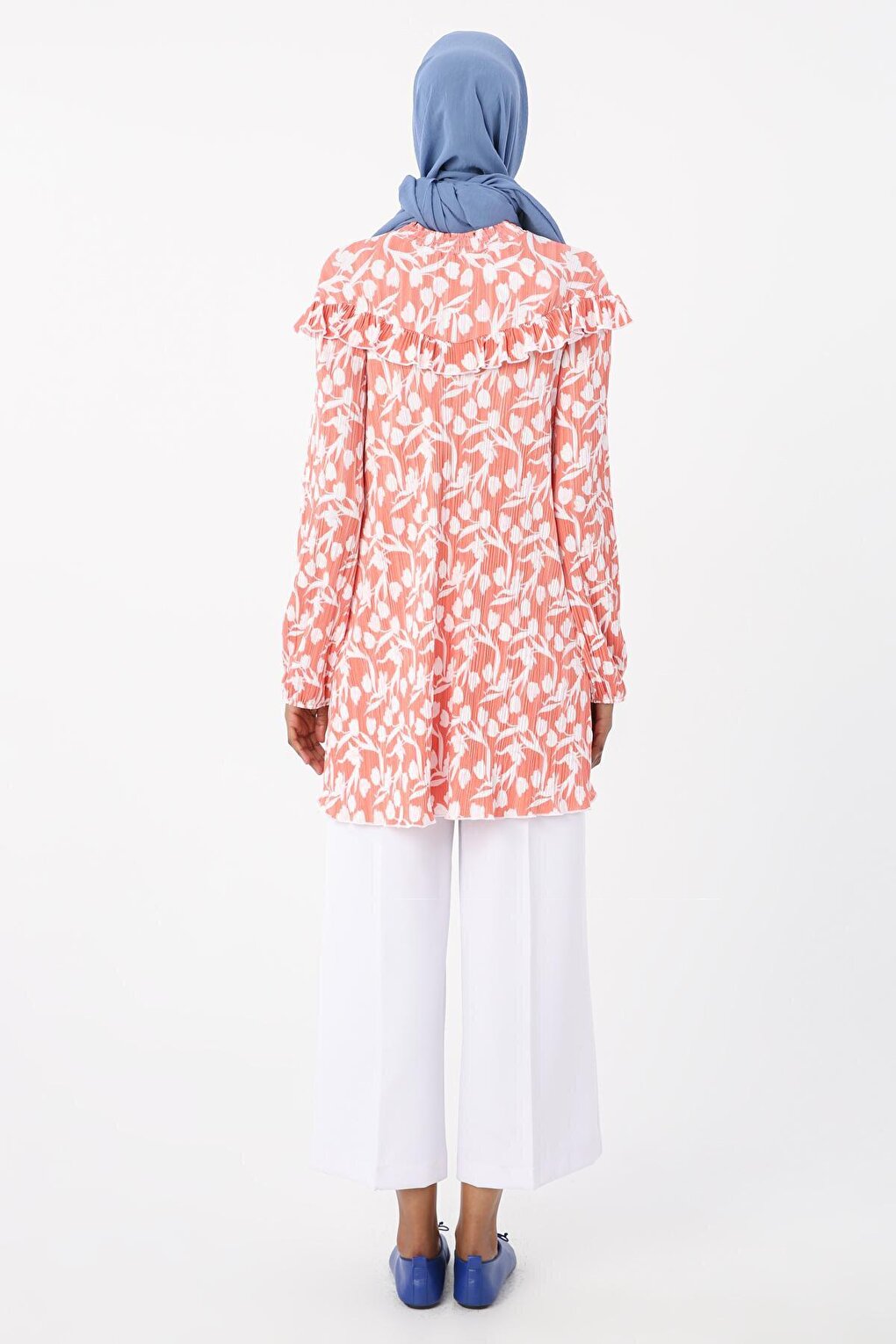 Salmon-White Printed Patterned Tunic with Frilled Robe