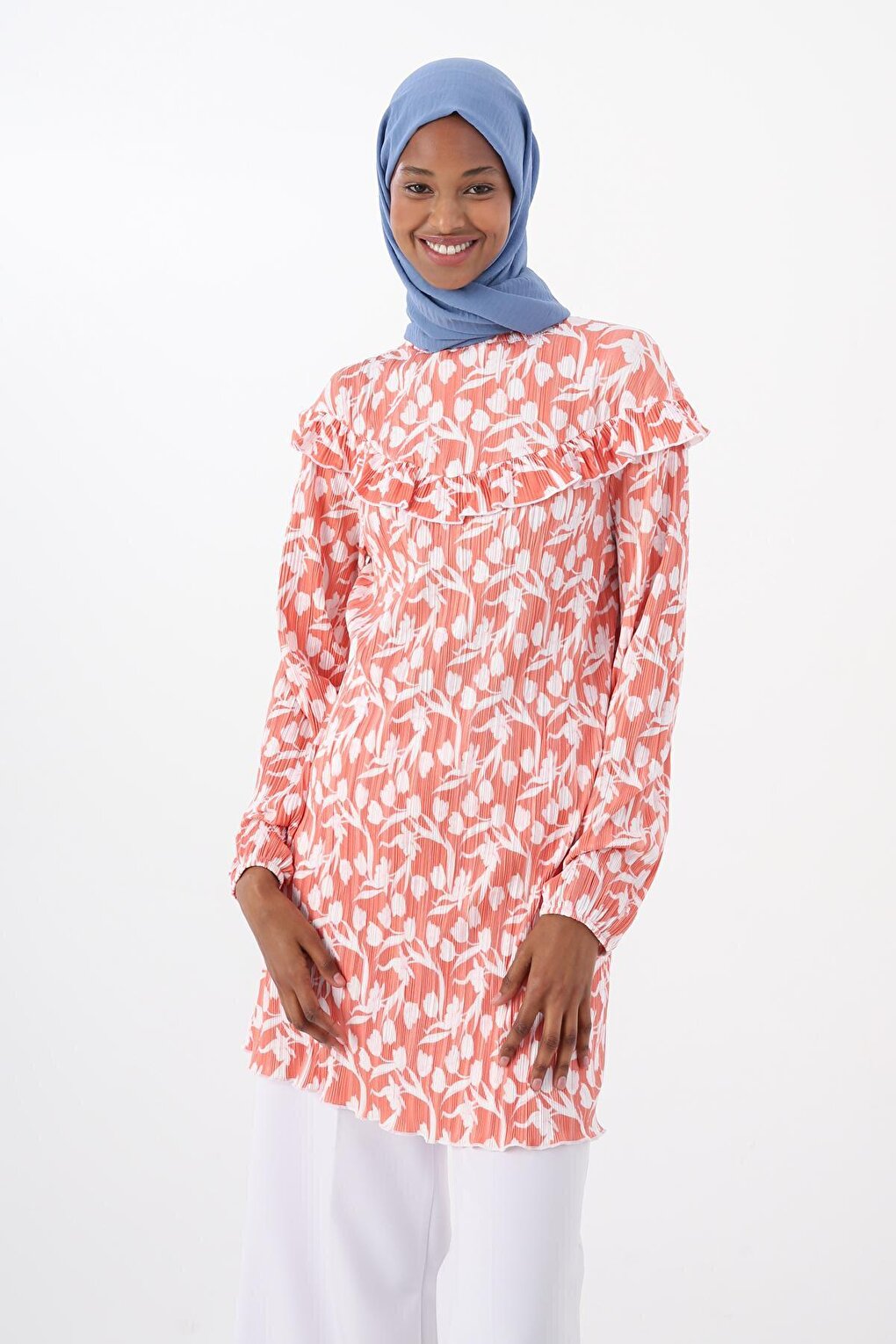 Salmon-White Printed Patterned Tunic with Frilled Robe