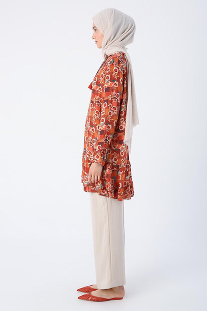 Patterned Viscose Tunic with Brick-Beige Collar, Frilled Sleeves and Zipper Closure on the Skirt