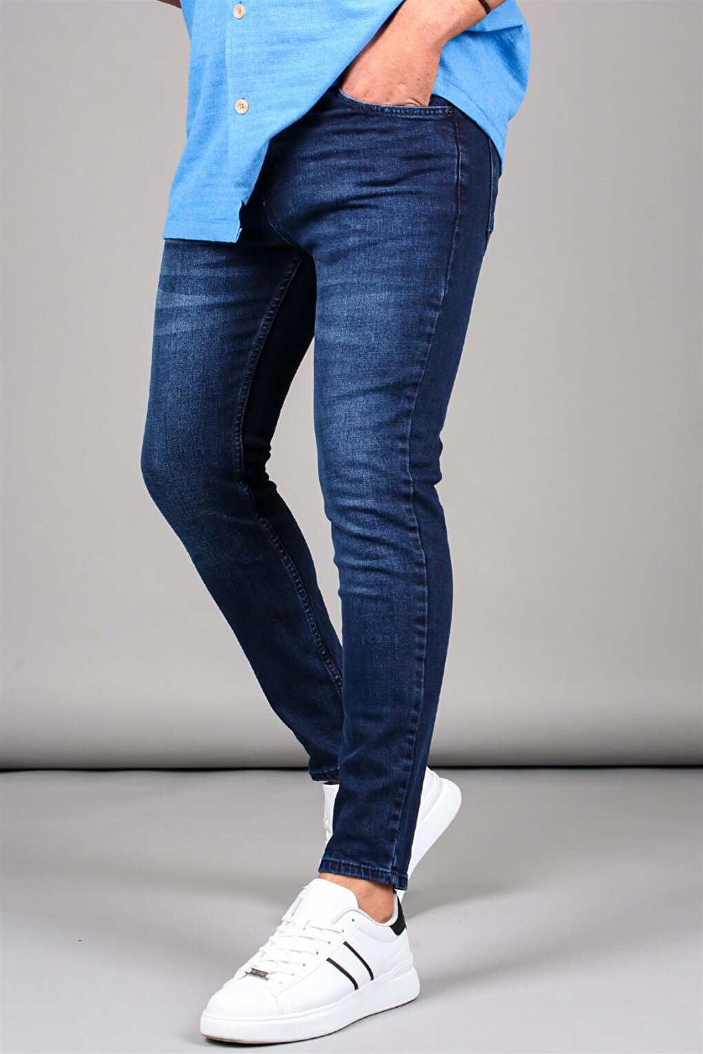 Blue Slim Fit Men's Jean Trousers 6339