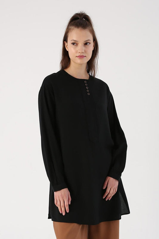 Black Viscon Wide Placket Comfortable Fit Tunic with Slits on the Sides