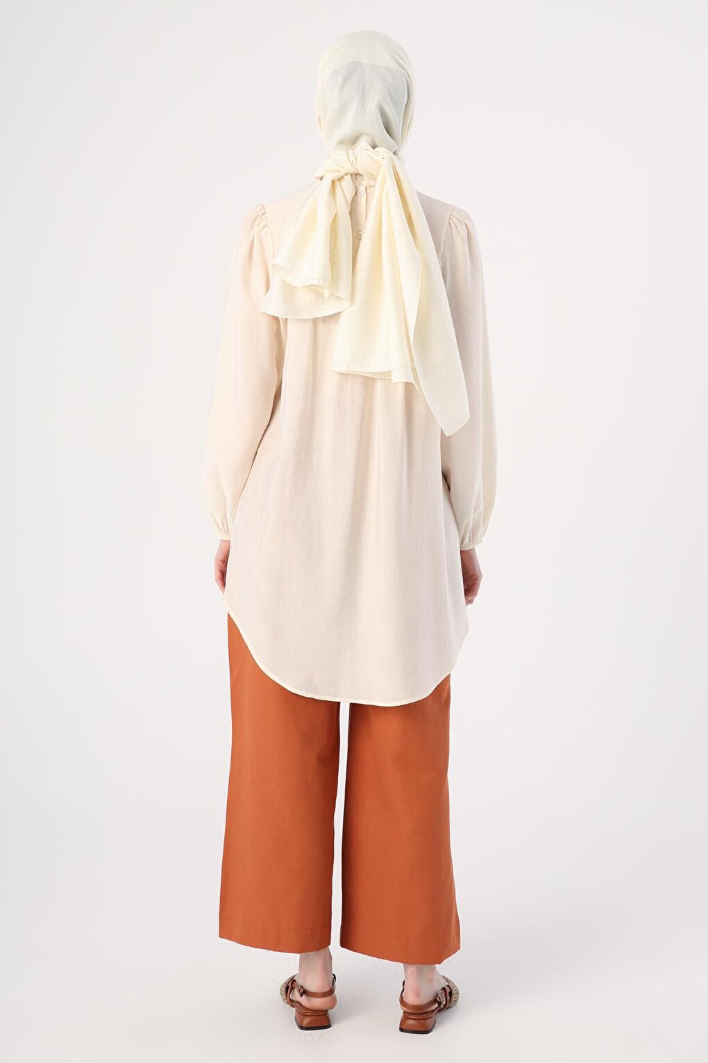 Ecru Gathered Bow Detailed Casual Tunic with Buttons on the Back