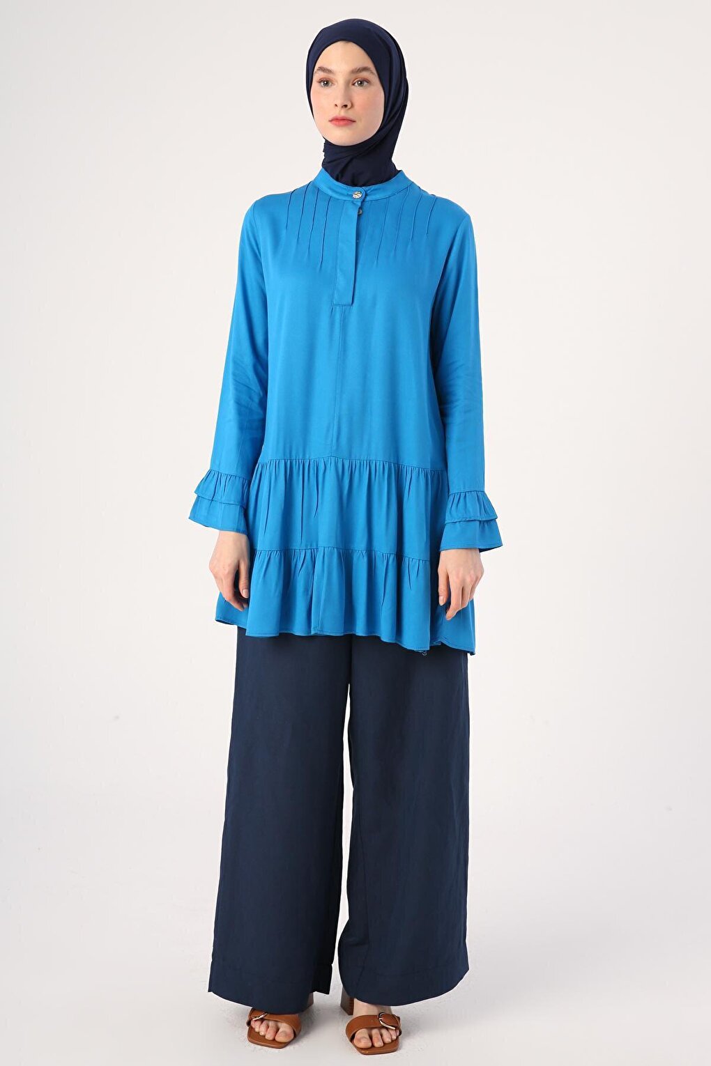 Blue Magnificent Collar Half Layer Flounce Sleeve Tunic