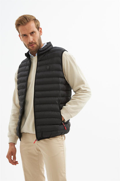 Men's Standard Mold Puffer Vest Black