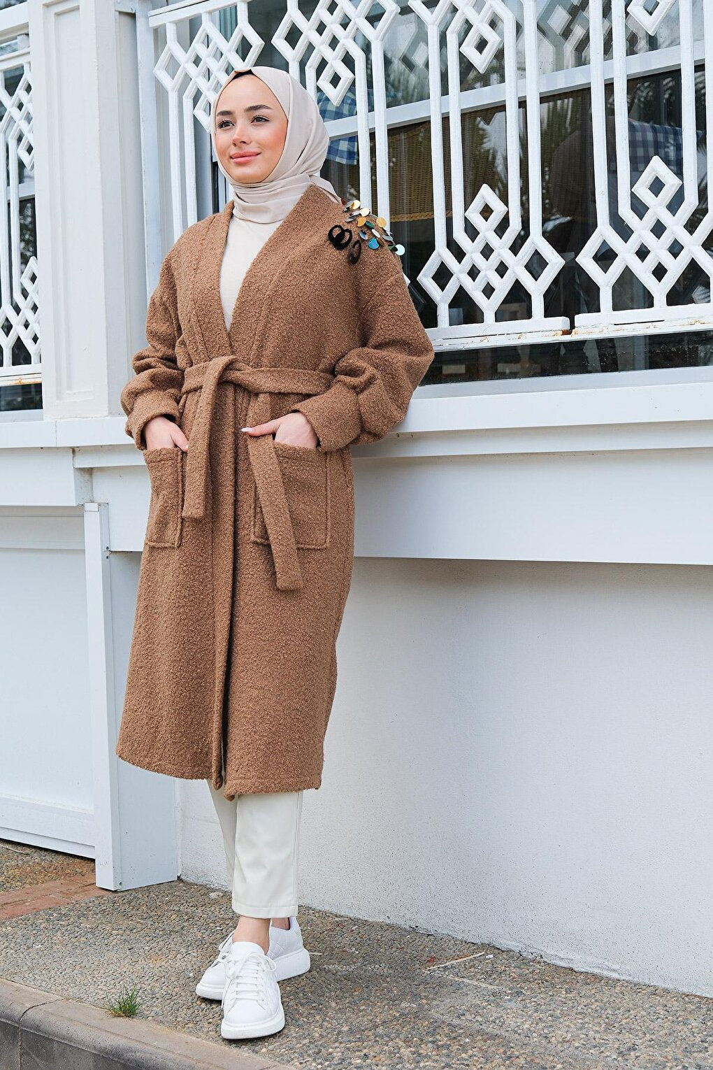 Shoulder Embroidered Pocket Coat Mink