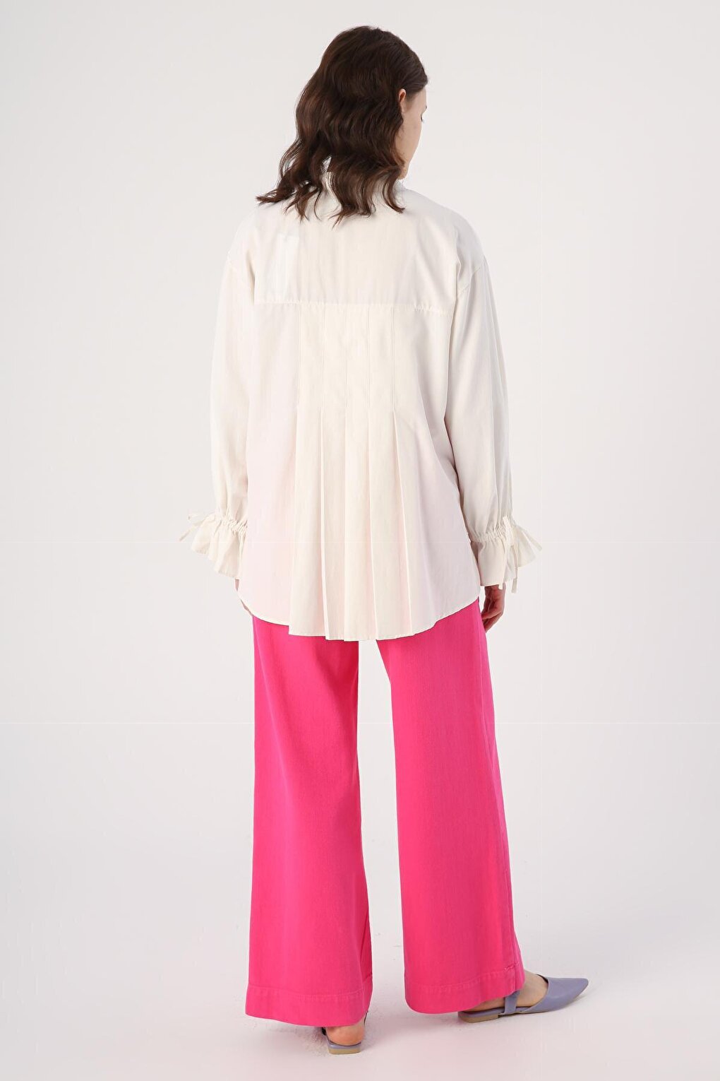 Ecru Collar Shirt Tunic with Pleat Detail on the Back