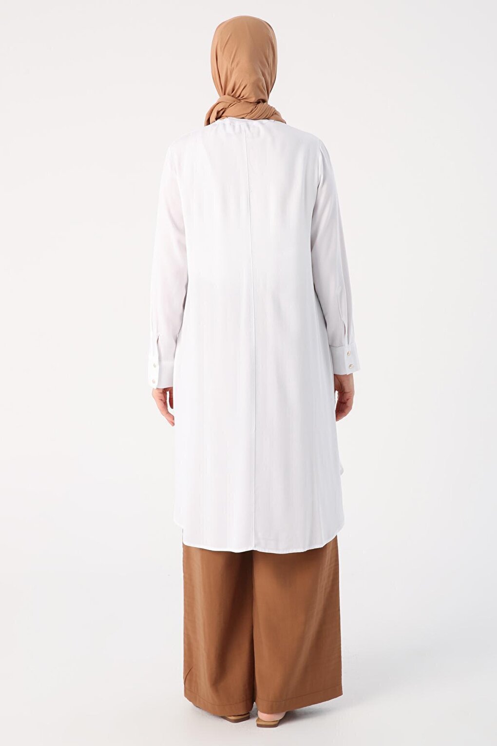 White Collar Channeled Half Placket Viscose Tunic