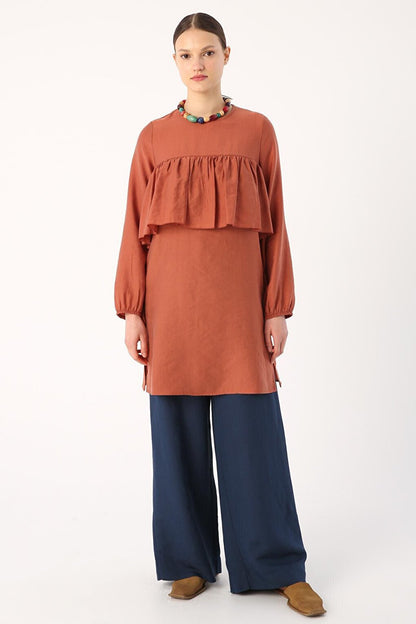 Cinnamon Flounce Detailed Tunic