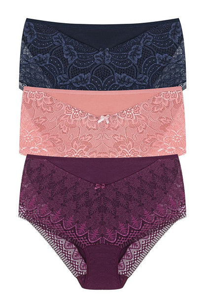 Plus Size Women's Panties with Lace Detail on Front and Leg 3-Piece