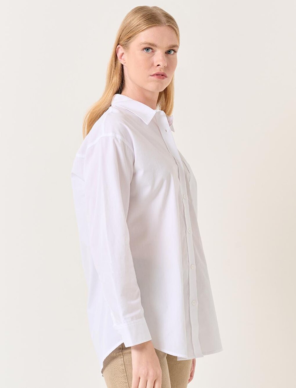 White Straight Cut Long Sleeve Woven Shirt