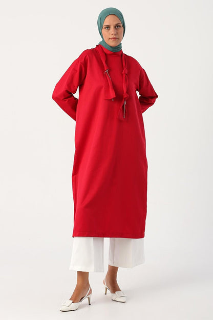 Red Collar Knotted Chain Long Tunic