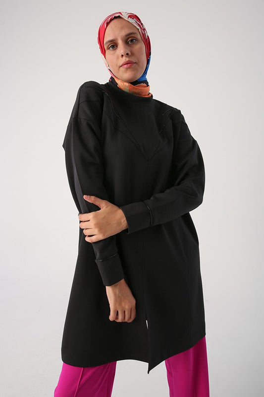 Black Slit, Glittery Piping Collar Detailed Tunic