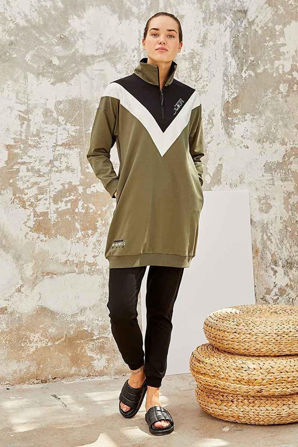 Khaki - Black High Collar Half Zipper Comfortable Form Jogger Women's Tracksuit Tunic Set - 95234