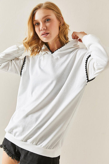 White Embroidery Detailed Hooded Sweatshirt 3YXK8-47510-01