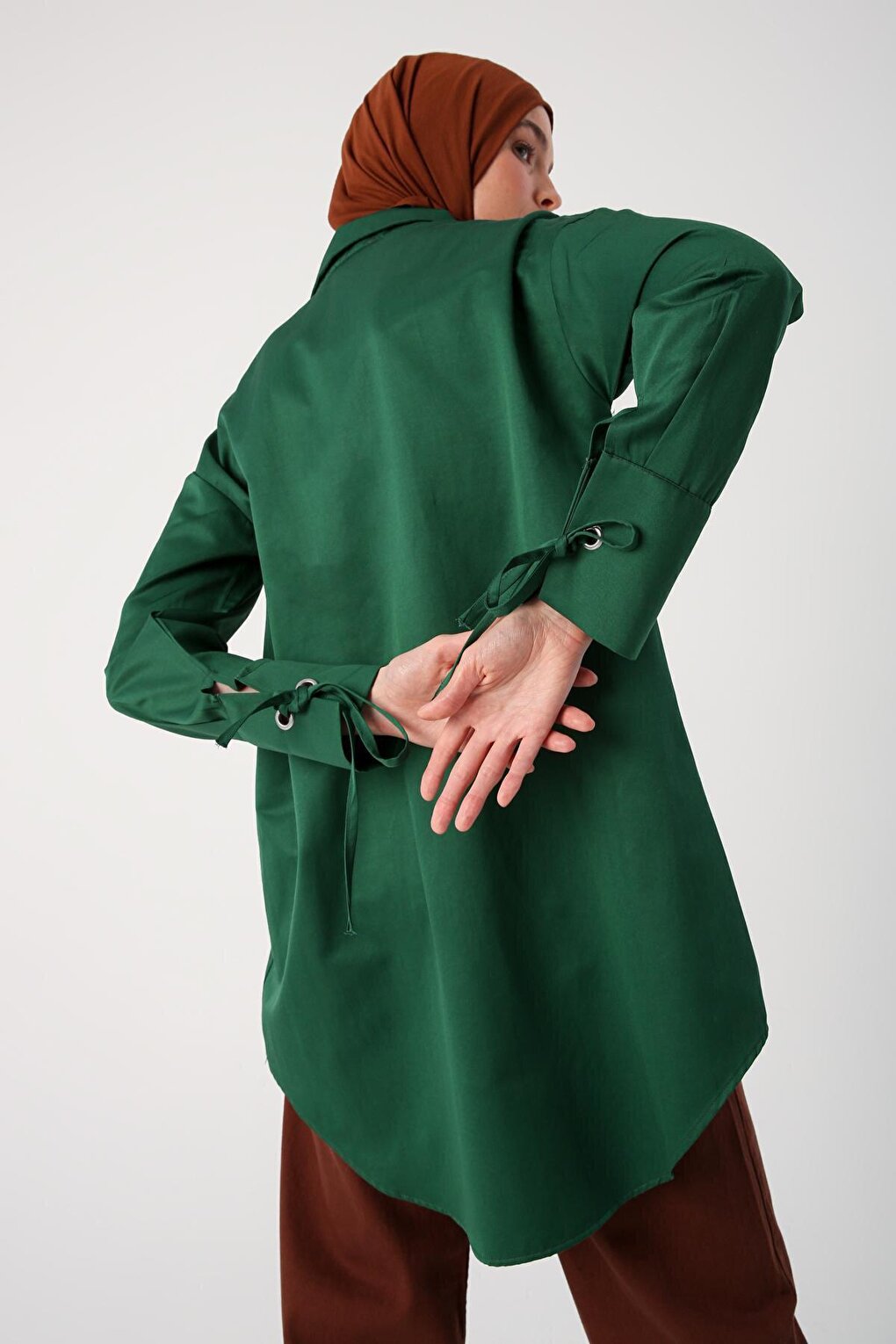 Green Sleeve Laced Pleated Tunic