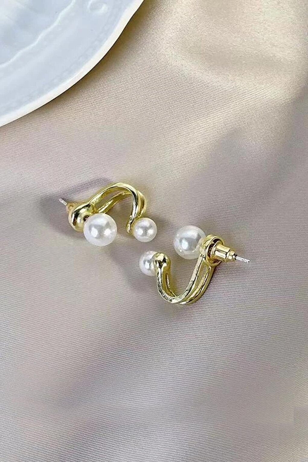 Pearl Drop Elegant Pearl Earrings