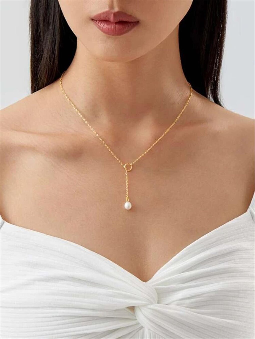 Pearl Pendant Chain Necklace