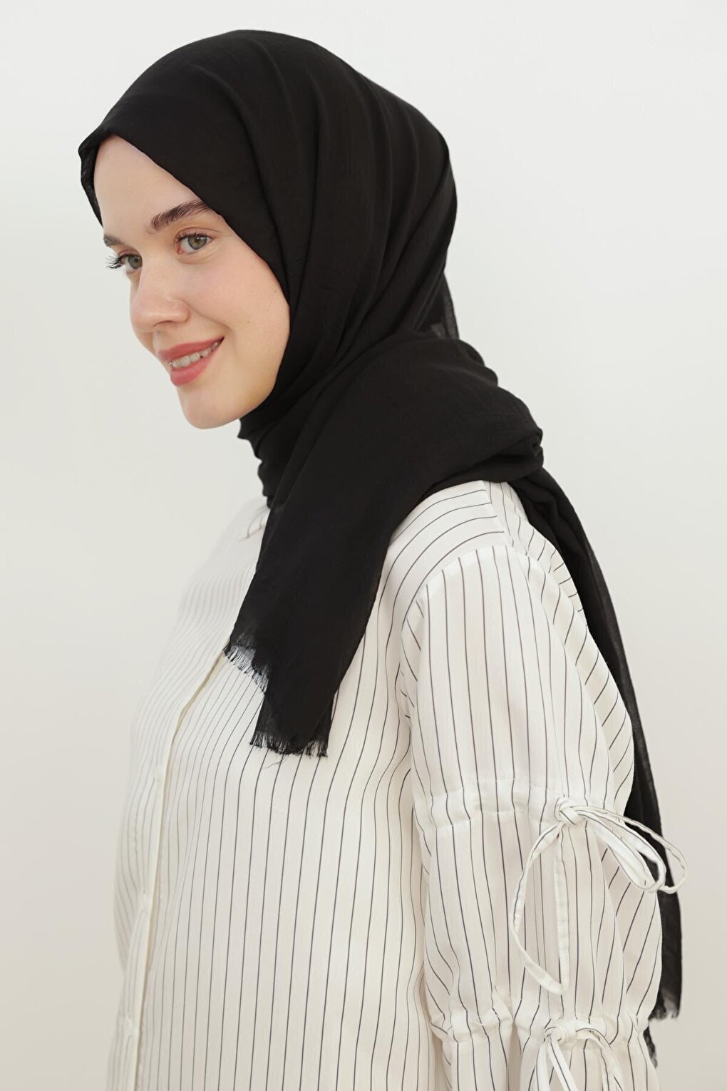 Black Olay Cotton Shawl