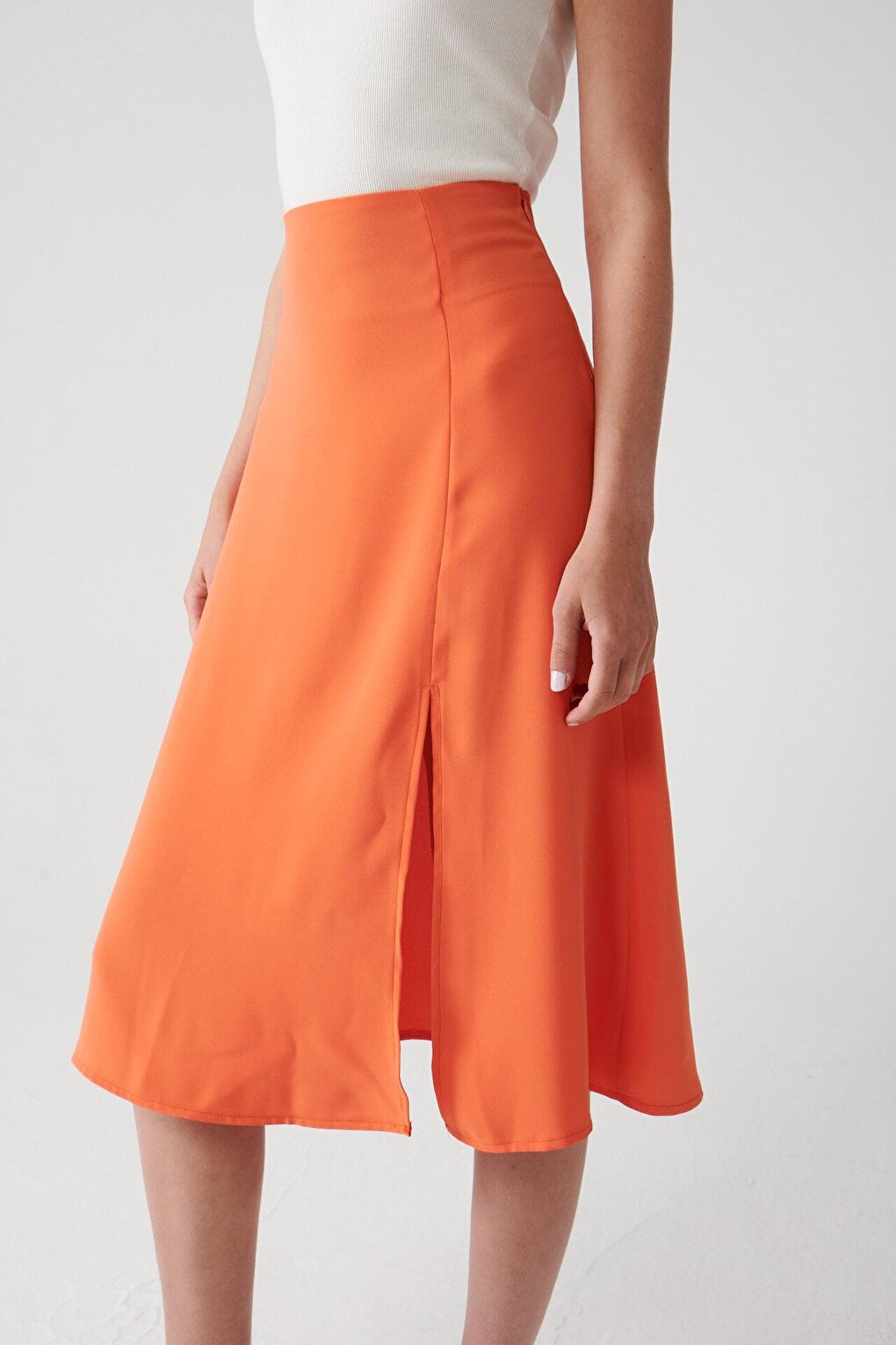 Solid Color Skirt with Slit Detail