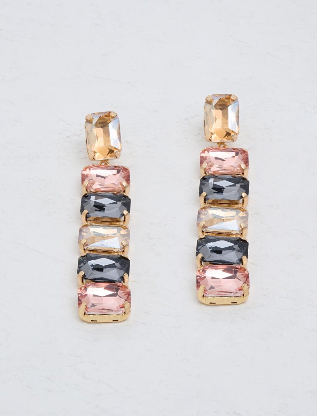 Stylish Dangle Earrings with Mixed Stones