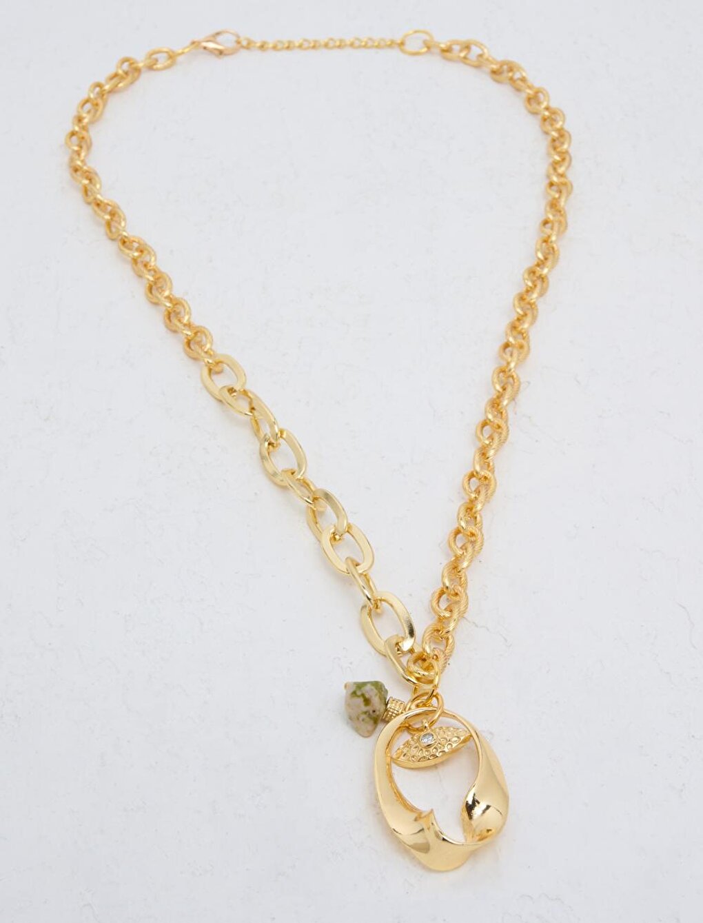 Gold Large Figured Thick Chain Necklace