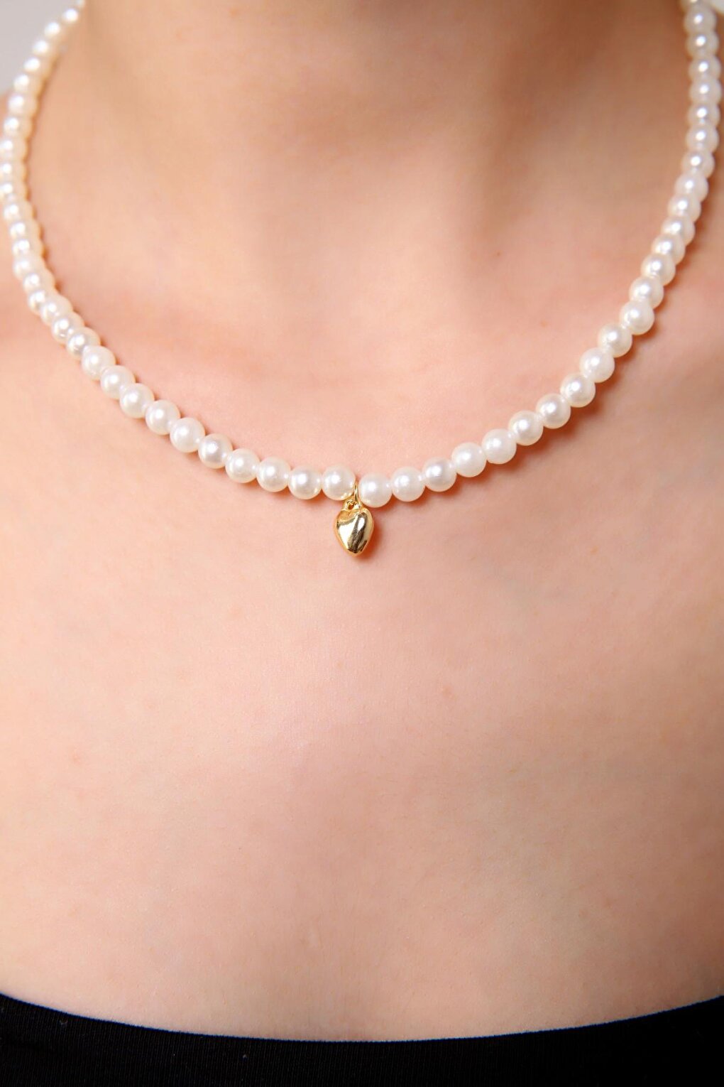 Mini Heart Necklace with Pearls