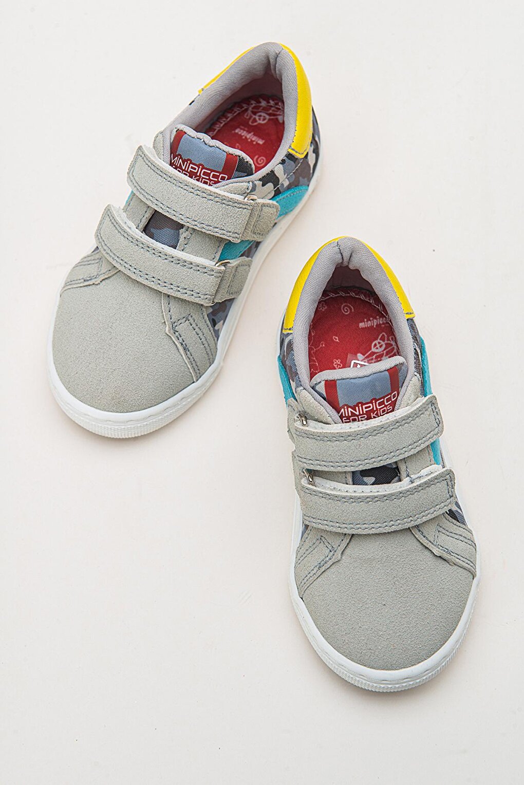 Boy's Gray Sneaker Shoes