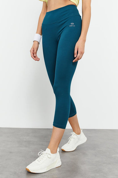 Emerald High Waist Slim Fit Narrow Leg Women's Capri Leggings - 93097