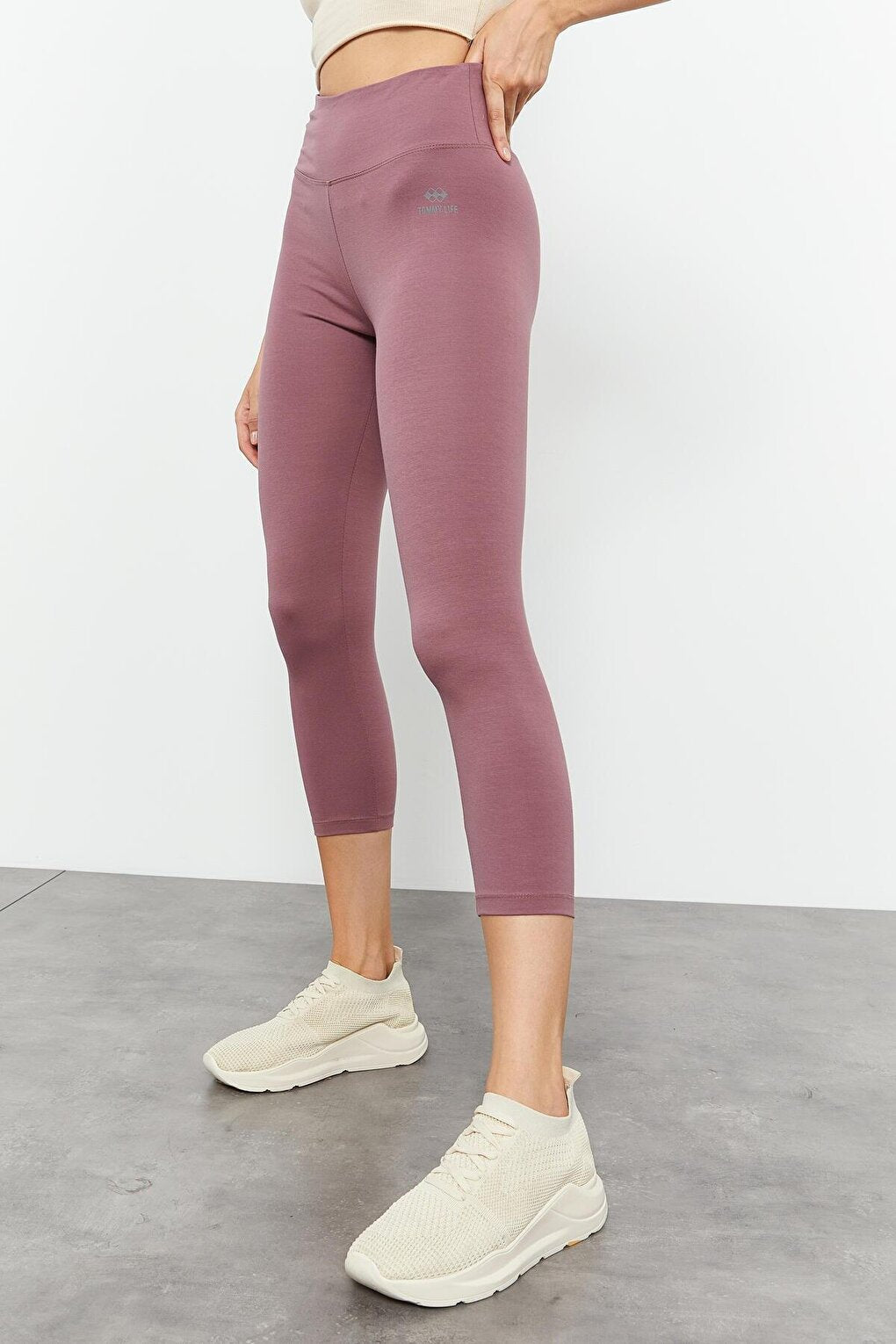 Dusty Rose High Waist Slim Fit Narrow Leg Women's Capri Tights - 93097