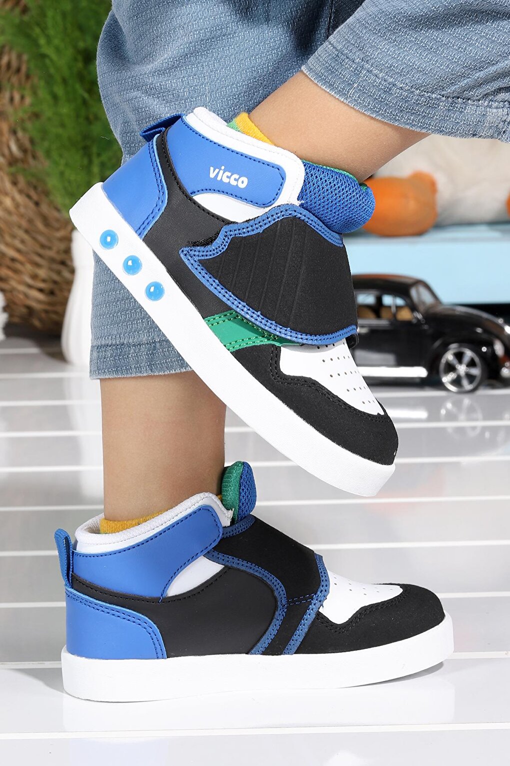 Ufo Velcro Girls/Boys Sports Shoes 313.20K.100