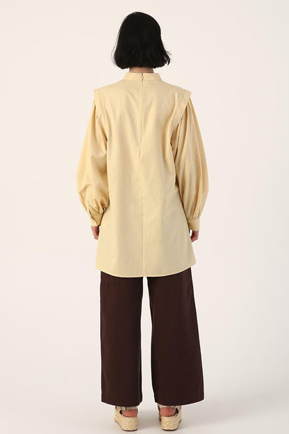 Light Yellow Shoulder Pleat Detailed Balloon Sleeve Tunic