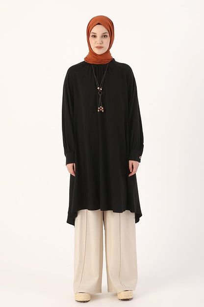 Black Collar Viscose Linen Shirt with Necklace