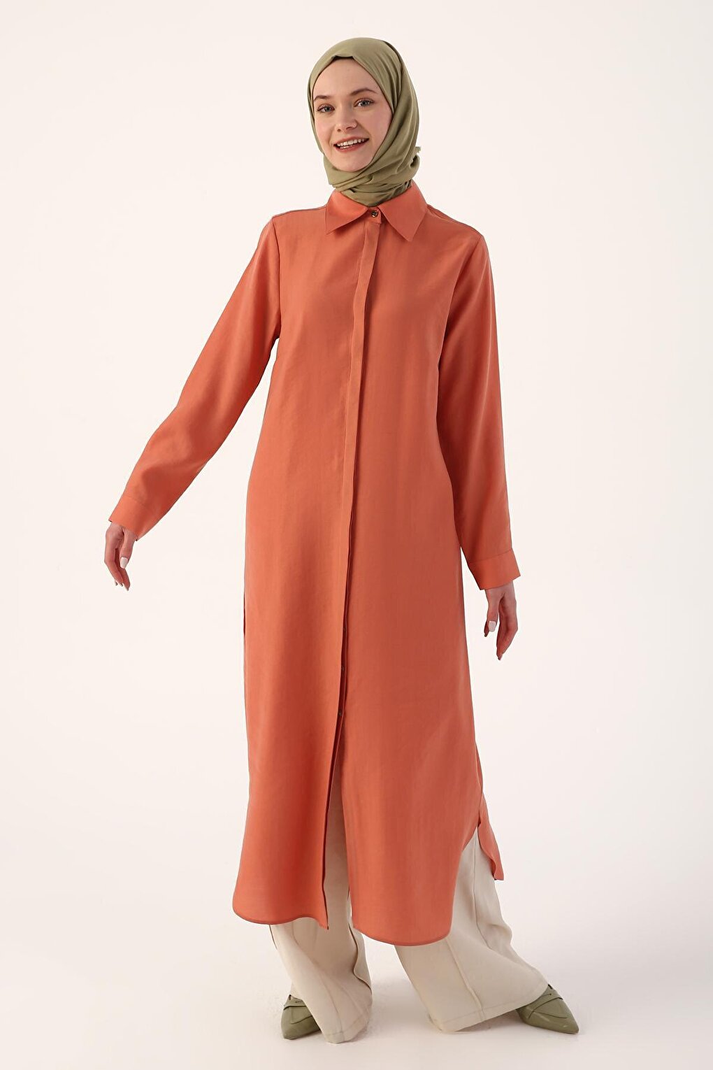 Basic Long Shirt Tunic with Salmon Hidden Placket