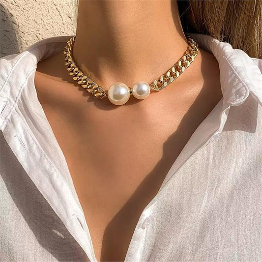 Thick Chain Necklace with Large and Small Pearls