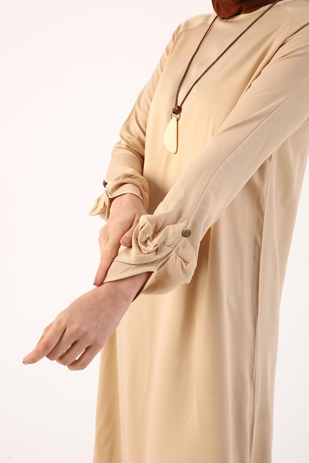 Beige Raglan Viscose Tunic with Necklace