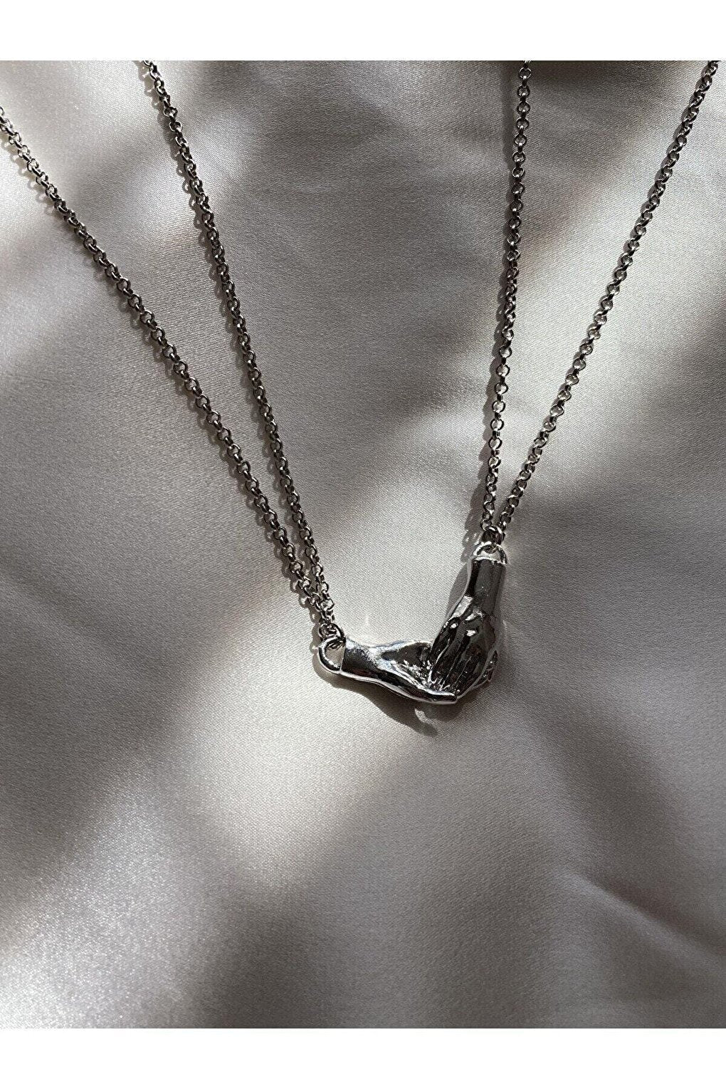 Dear Friend Necklace Silver Color Holding Double Hand Magnetic Necklace