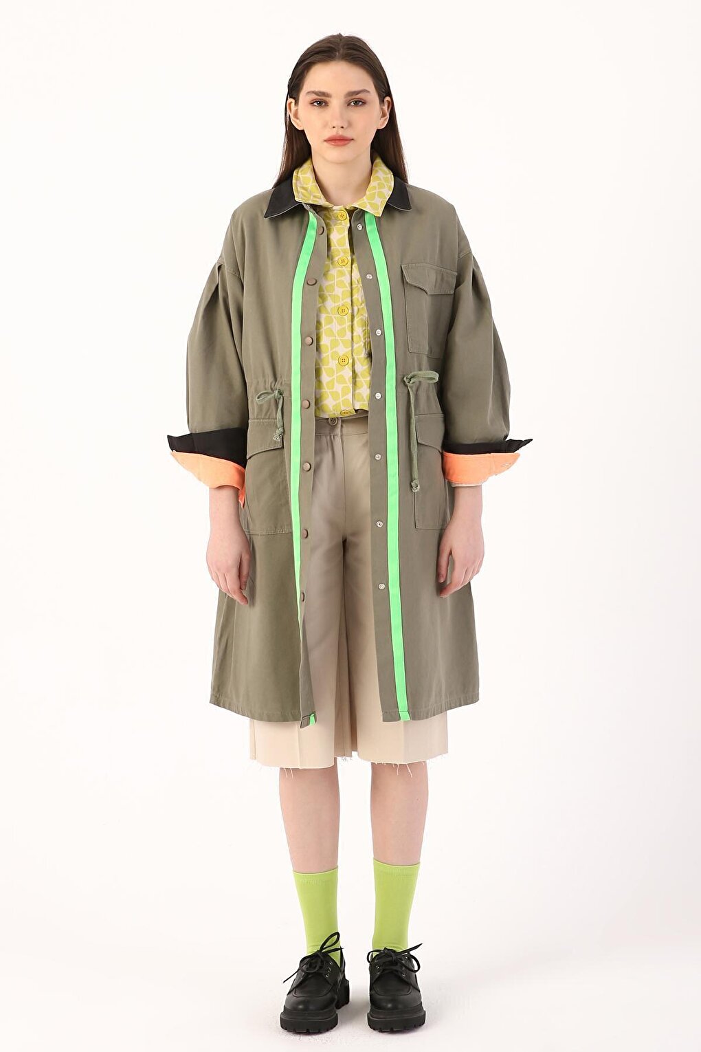 Light Green 100% Cotton Neon Detailed Snap Fasten Sports Trench Coat