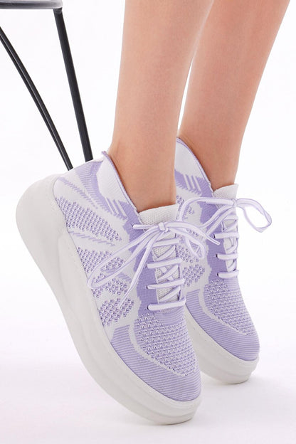 Women's Lilac Comfortable Fit Lace-up Sneaker