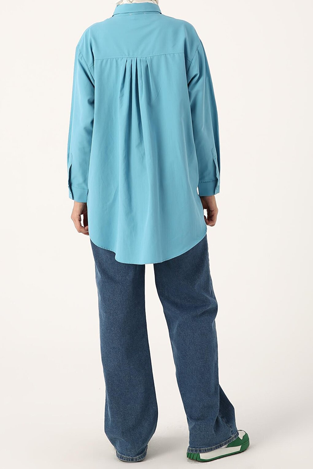 Turquoise Fabric Covered Buttoned Oversize Shirt