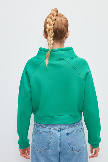 Solid Color Cord Detailed Short Sweatshirt