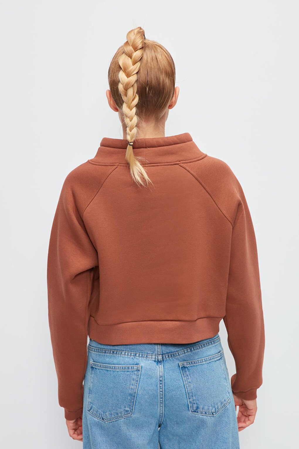 Solid Color Cord Detailed Short Sweatshirt