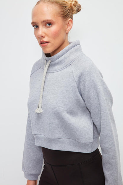 Solid Color Cord Detailed Short Sweatshirt