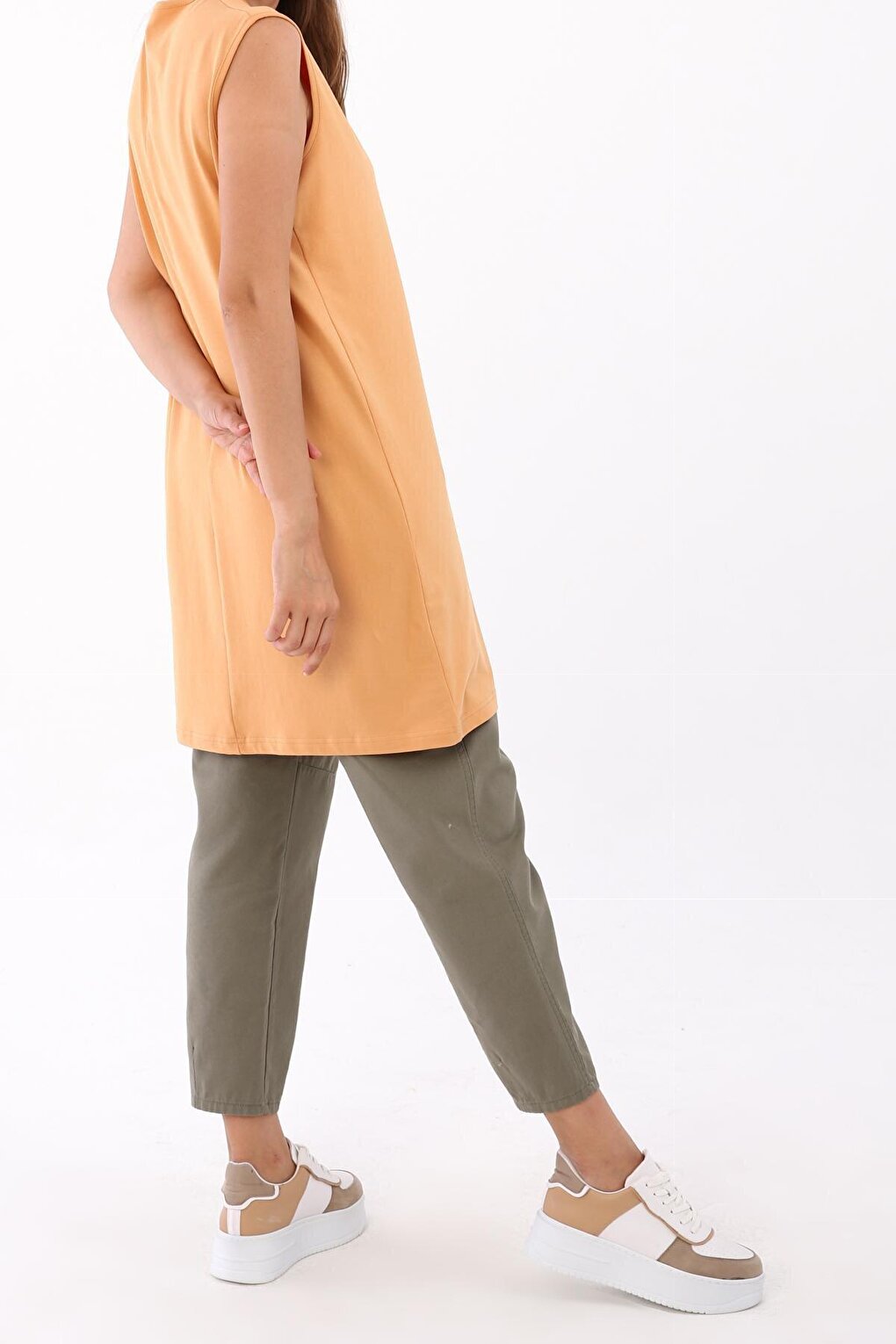 Yellow Collar Piping Sleeveless Basic Tunic