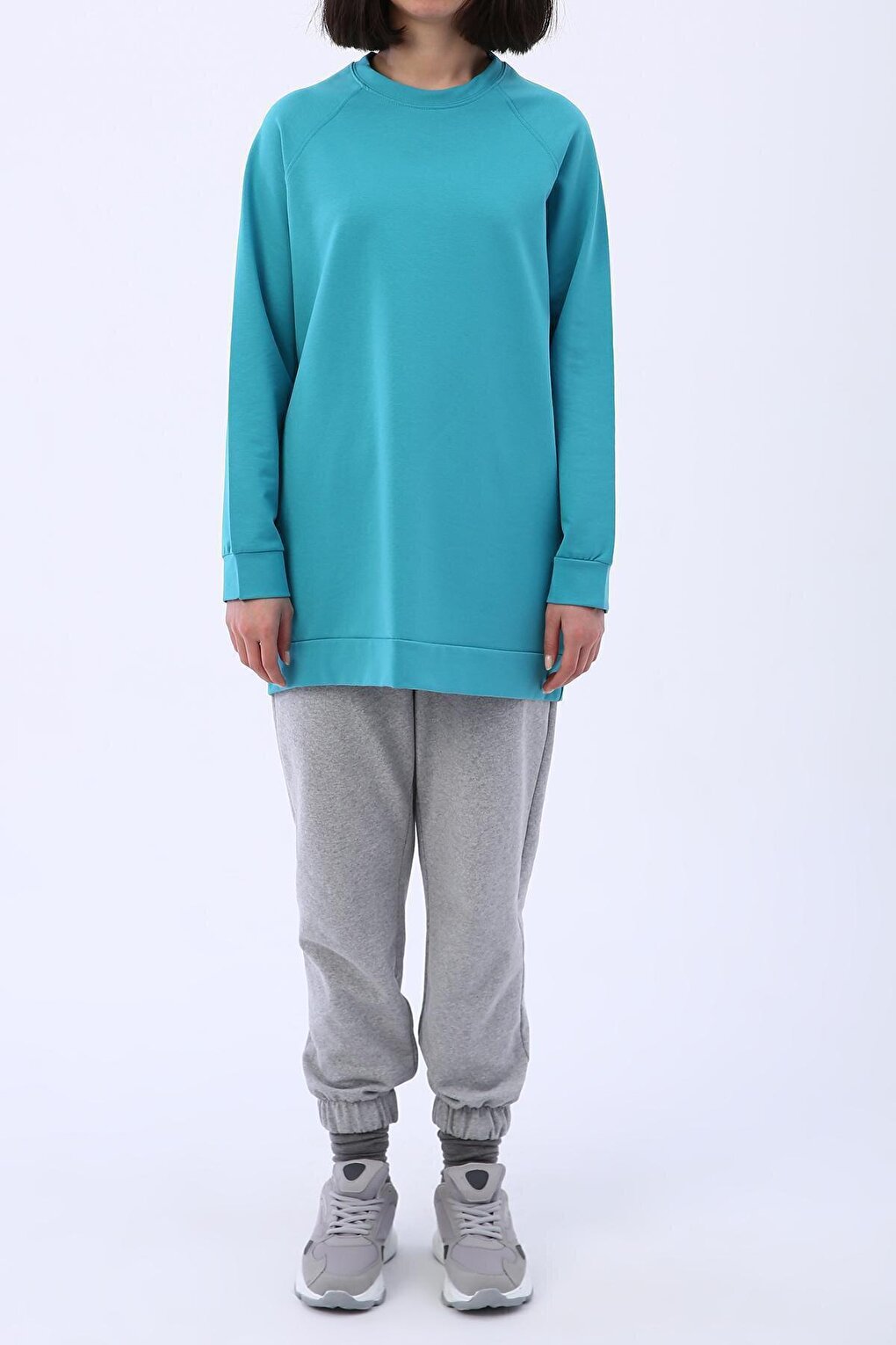 Aqua Crew Neck Raglan Sleeve Sweatshirt