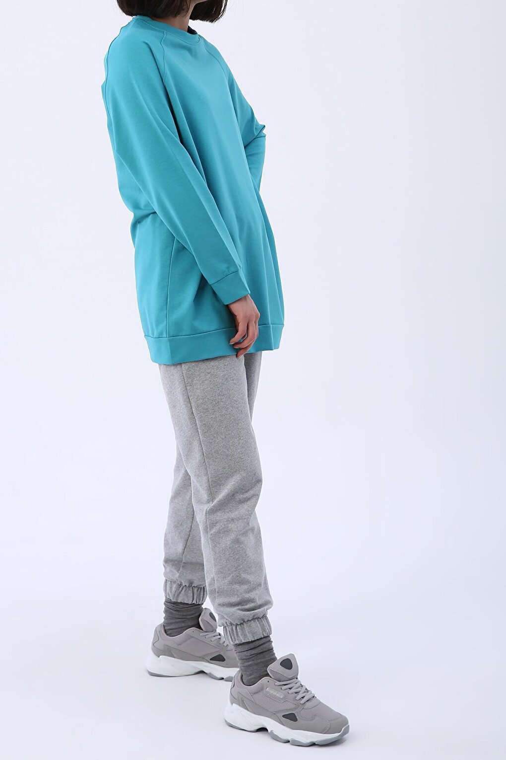 Aqua Crew Neck Raglan Sleeve Sweatshirt