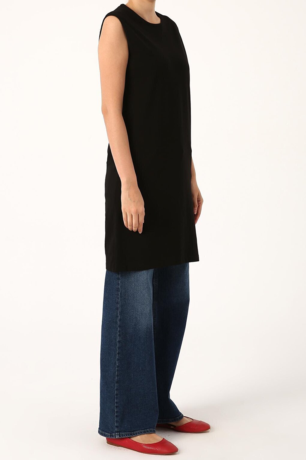 Black Collared Sleeveless Basic Tunic