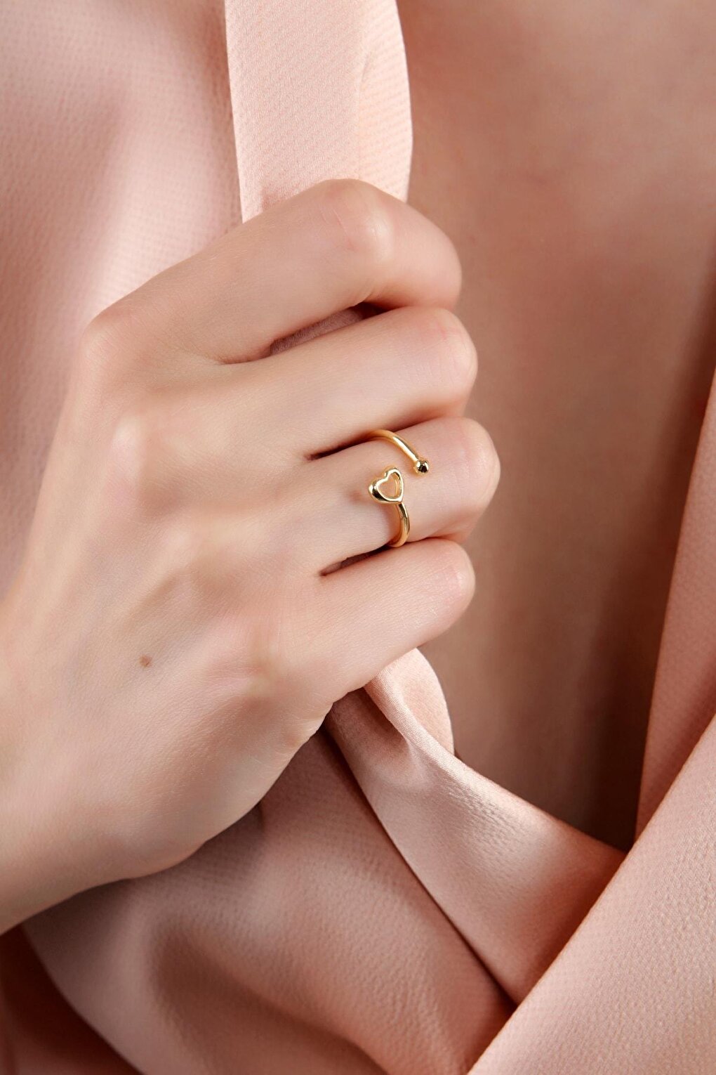 Women's Gold Plated Minimal Heart Ring