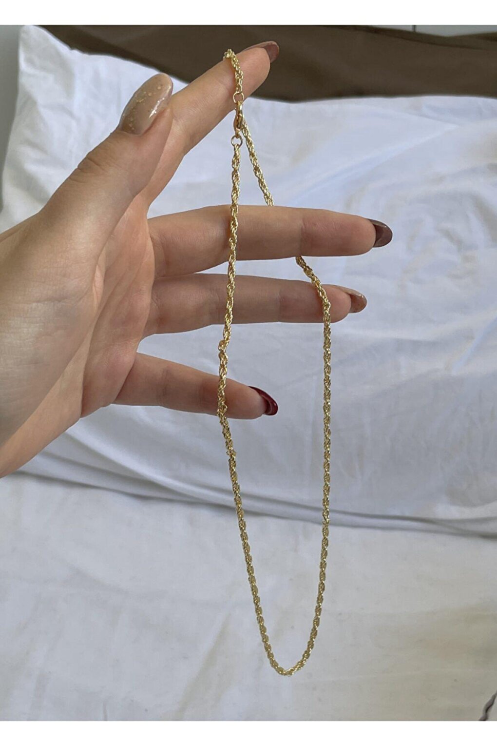 Gold Thin Twist Necklace